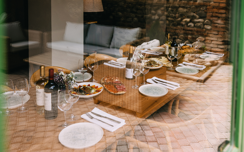 შექმენი დაუვიწყარი მოგონებები სასტუმრო ჰამო მუხრანში. 11