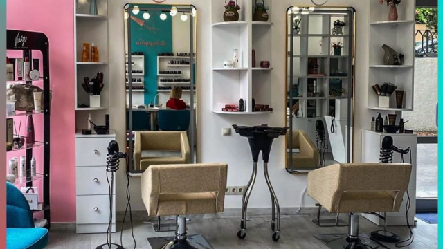 ისარგებლე ფასდაკლებით წარბების ლამინირება/შეღებვის პროცედურაზე Dadvan's Beauty Room-სგან. image 2