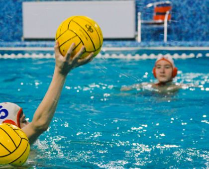 8 Visits to the Open and Indoor Swimming Pools (Arena I)