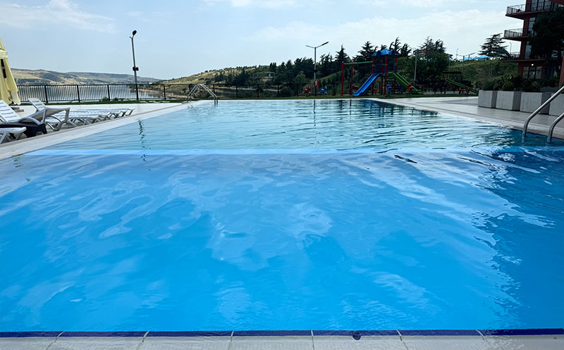 Take advantage of the discount on a one-day unlimited pass to the open-air pool at Gino Seaside Tbilisi. image 3