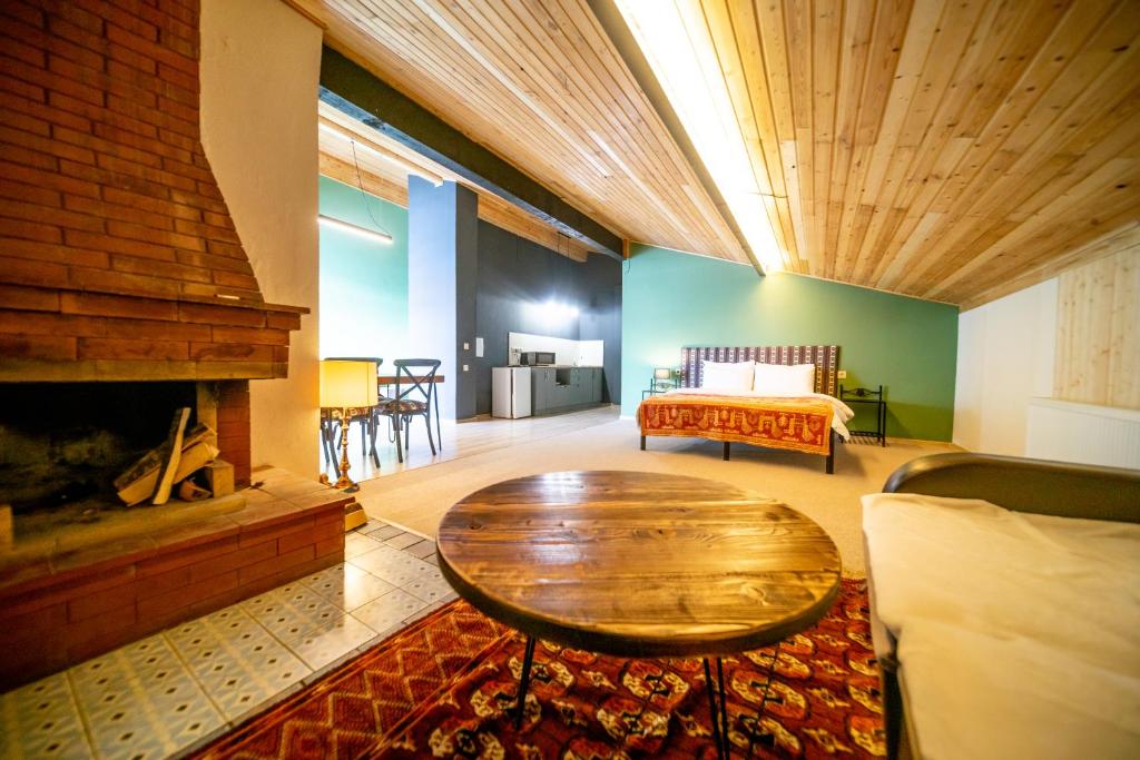 შექმენი დაუვიწყარი მოგონებები სასტუმრო პაპა ბასილ გუდაურში image 2