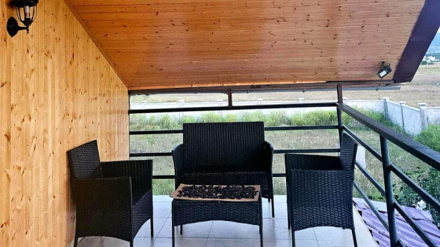 ისარგებლე ფასდაკლებით ორსართულიან აგარაკში 10 ან 15 სტუმრის განთავსებაზე აგარაკი ბაზალეთი | Bazaleti House -ში. image 3