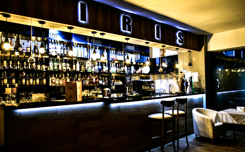 მხიარულება გელოდება კარაოკე ირის ვერანდაში image 3