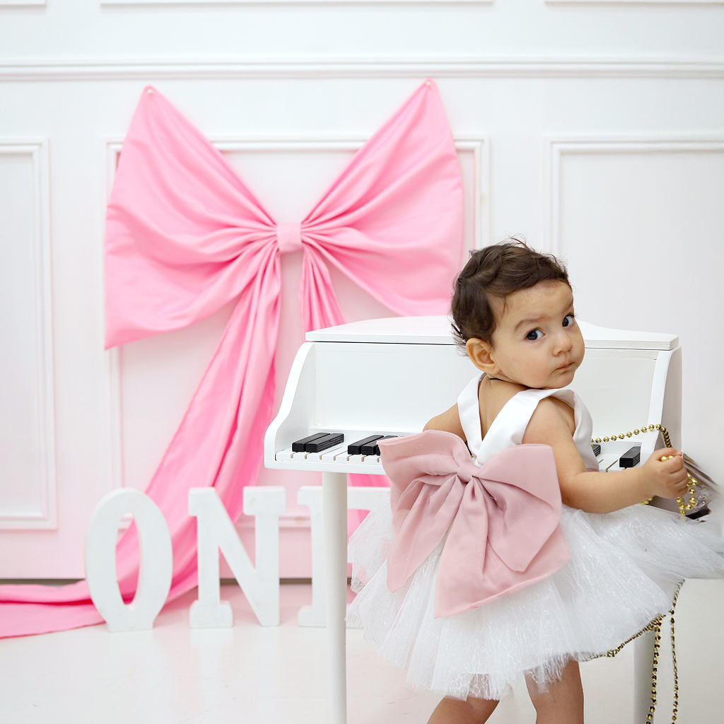 დაჯავშნე სტუდიური ფოტოგადაღება და მიიღე ხარისხიანი ფოტოები ნანუკა არტ სტუდიოსგან image 1