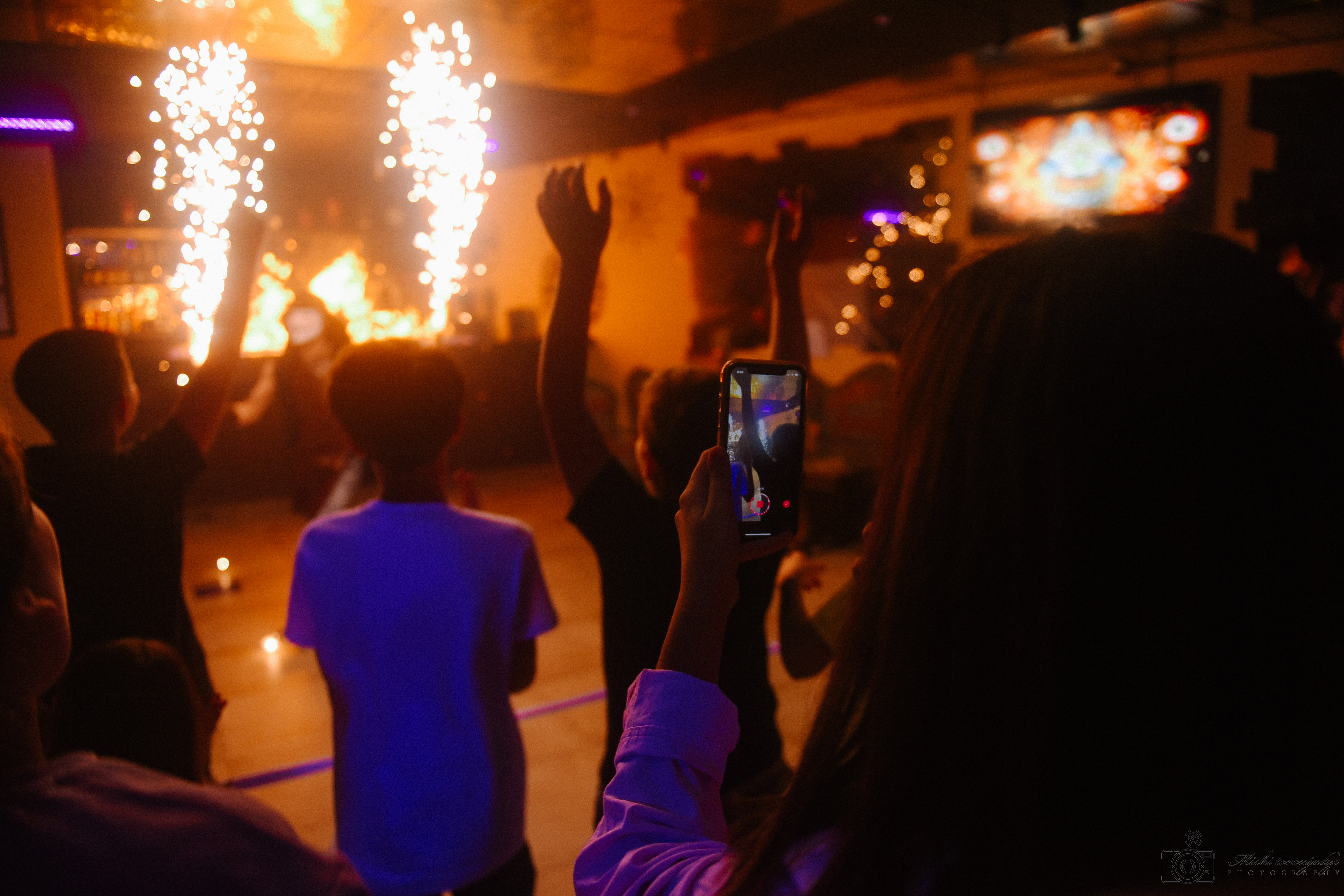 დახურული სივრცე 15 თინეიჯერისთვის საუკეთესო წვეულების გასამართად image 35