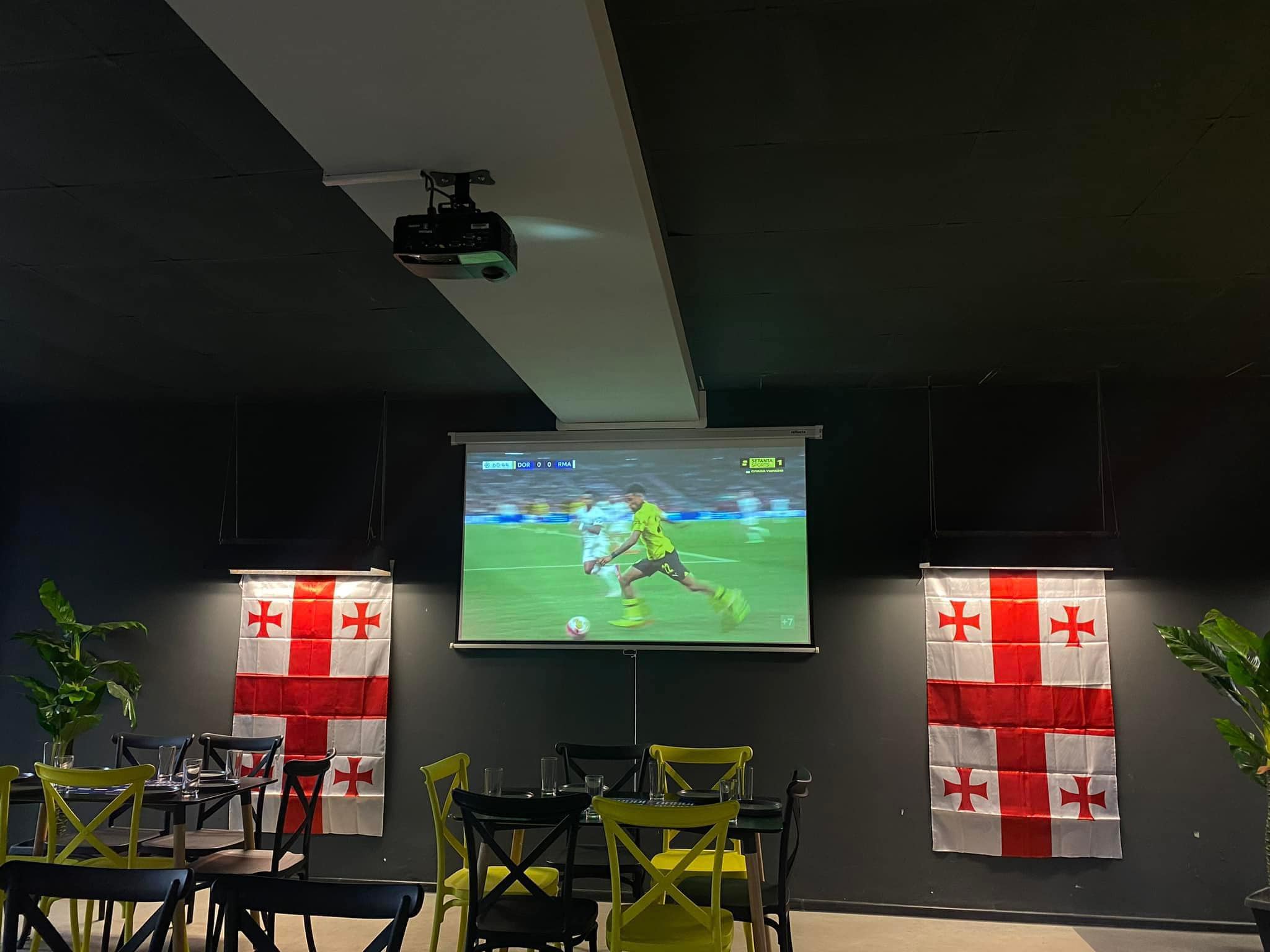 გააზიარე ყველაზე ხმაურიანი მომენტები მეგობრების გარემოცვაში image 5