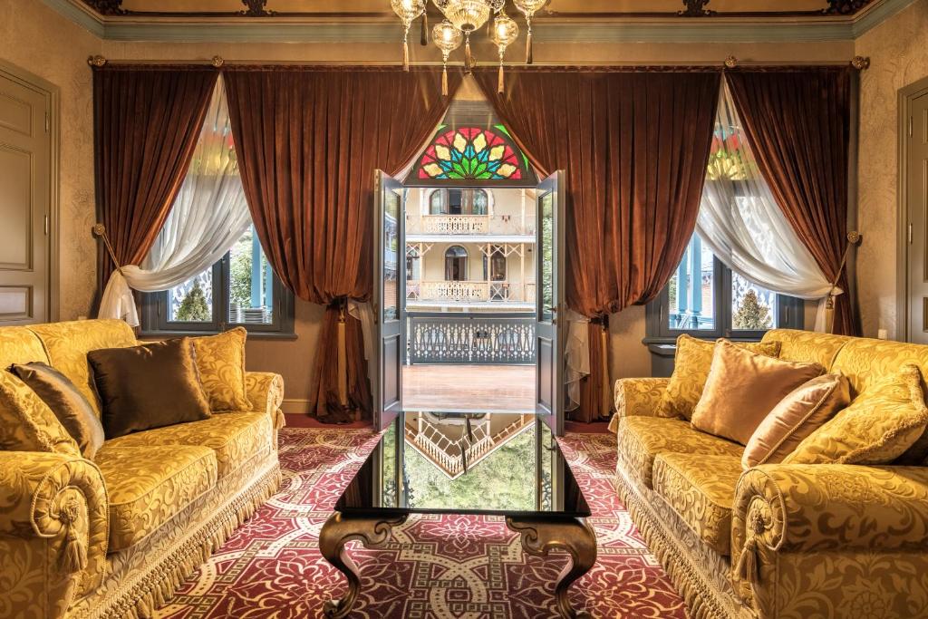 Take advantage of this exclusive offer – a discount on 5 rooms for 2 guests each, with or without breakfast, at Golden Tulip Borjomi. image 0