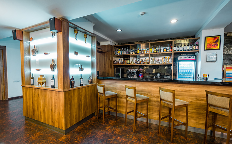 შექმენი დაუვიწყარი მოგონებები სასტუმრო ჯინო ველნეს რაბათში. 9