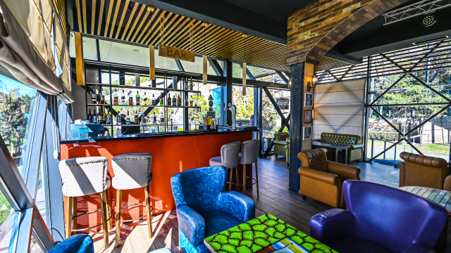 ისარგებლეთ ფასდაკლებით 15 ადამიანზე გათვლილ კერძების მენიუზე არტ ჰაუს თბილისისგან • Art House Tbilisi. image 9