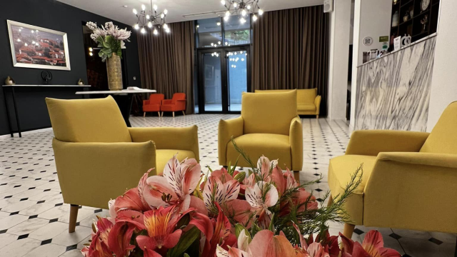 ისარგებლე ფასდაკლებით ნომერში 2 სტუმრის განთავსებაზე ბრიქსი | Bricks -ში. image 0