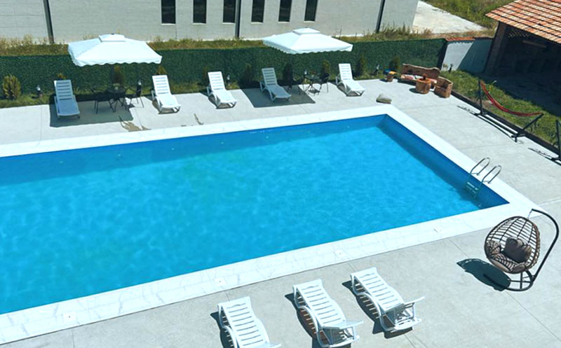 Take advantage of a discount on a one-time visit to an outdoor swimming pool in Kakheti image 5