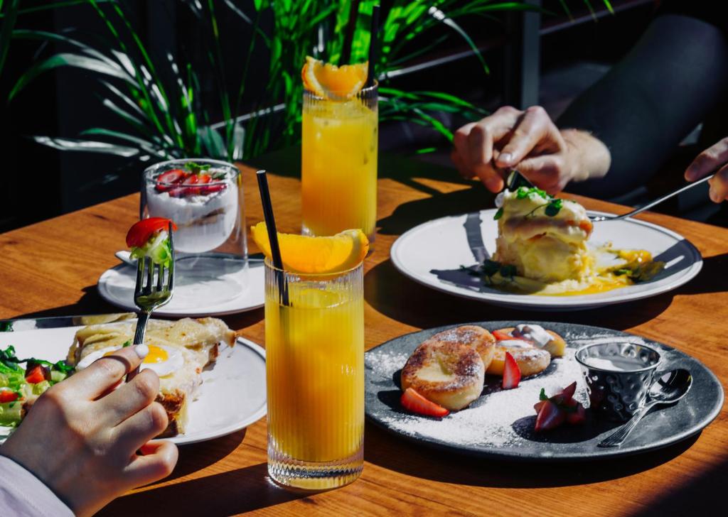 გაატარე დაუვიწყარი დრო ბუტიკ სასტუმრო ტაპი რუჟიში. image 0