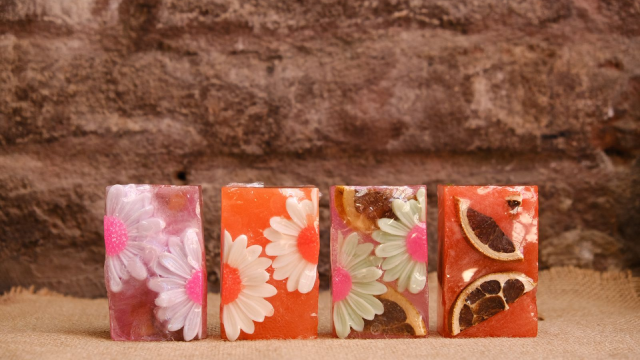 მიუძღვენი დრო საკუთარ თავს - აირჩიე ფერები, შექმენი ფორმები და დატკბი მშვიდი ატმოსფეროთი image 6