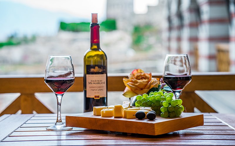 შექმენი დაუვიწყარი მოგონებები სასტუმრო ჯინო ველნეს რაბათში. 5