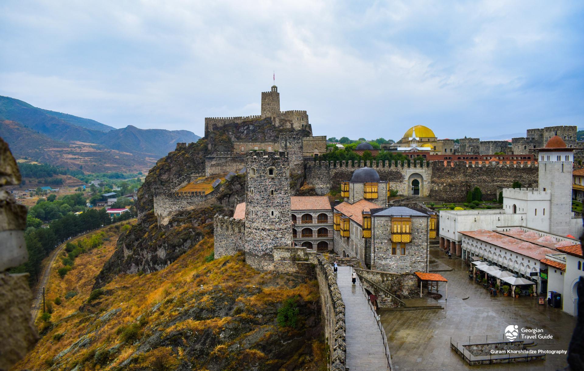 განიტვირთე ოჯახთან ერთად რაბათში