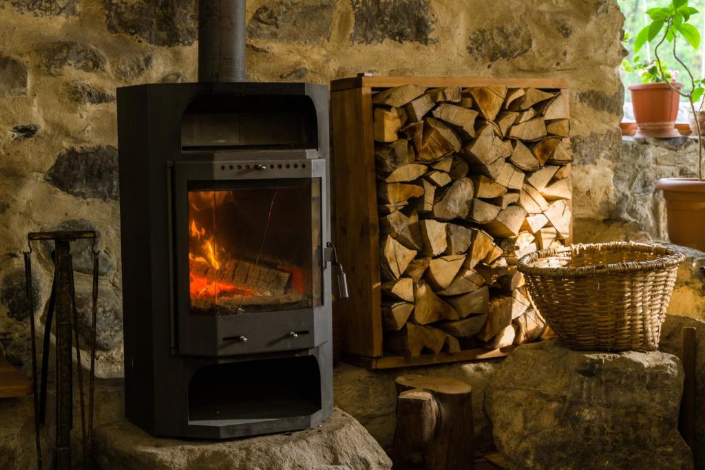 გაატარე დასვენების დღეები საყვარელ ადამიანებთან ერთად სასტუმრო ძველ სეტში image 2