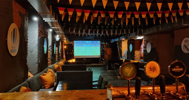 ისარგებლე ფასდაკლებით 8 ადამიანზე გათვლილ კარაოკე მენიუზე ფანების ბარი | The Fans' Bar -ში. image 3