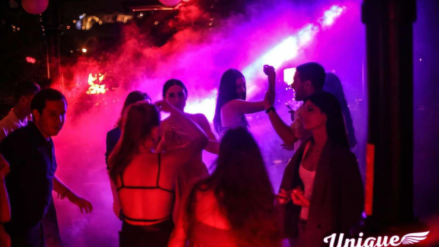 ისარგებლე ფასდაკლებით 15 სტუმარზე - იუნიქისგან • UNIQUE TERRACE & LOUNGE. image 9