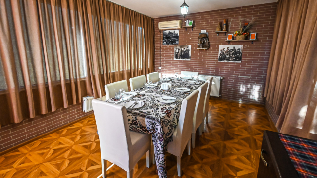 ისარგებლე ფასდაკლებით 4-5 სტუმარზე გათვლილ მენიუზე რესტორან მამაპაპურში. image 2