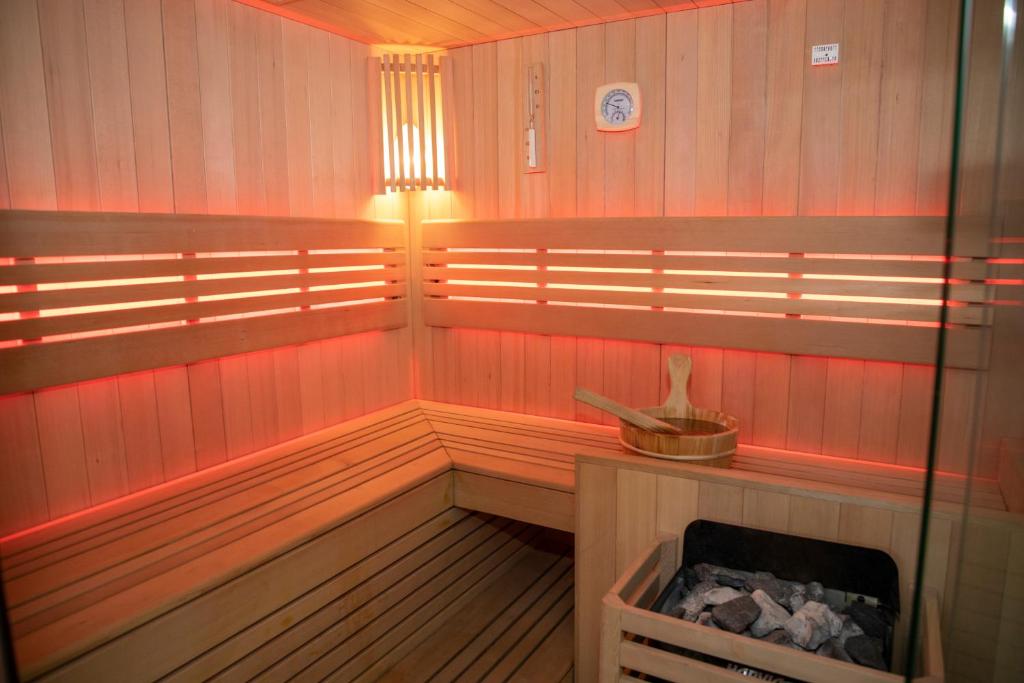 შექმენი დაუვიწყარი მოგონებები სასტუმრო საბადური ჰილსში. image 18