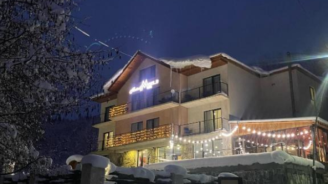 ისარგებლე ფასდაკლებით ნომერში 2 ან 3 სტუმრის განთავსებაზე მაუნთინ მესტიაში. image 10