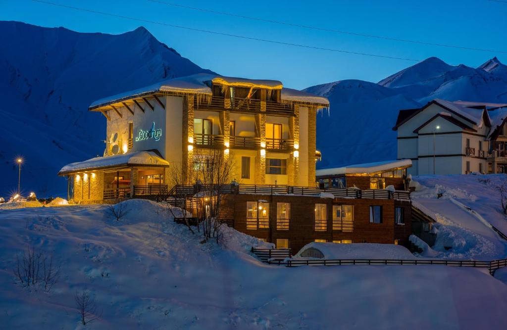 Enjoy an unforgettable time at Hotel GoodAura image 1