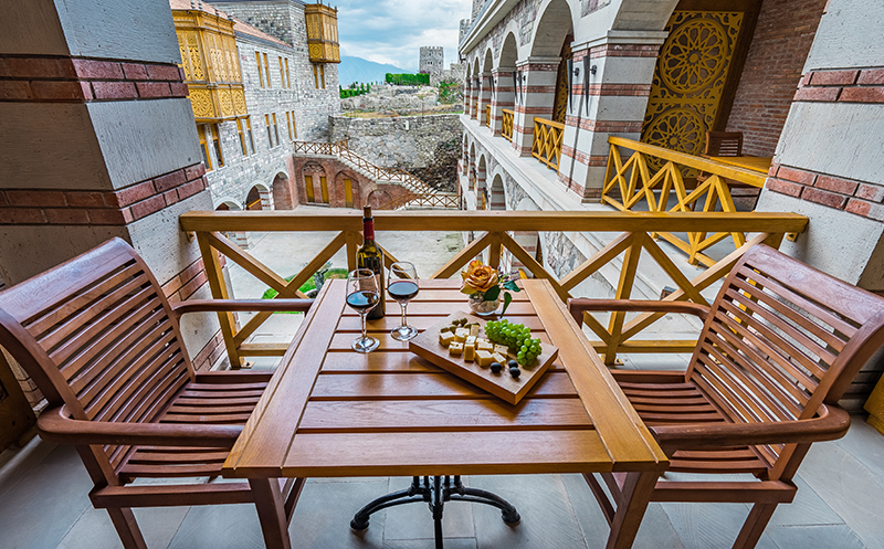 შექმენი დაუვიწყარი მოგონებები სასტუმრო ჯინო ველნეს რაბათში. image 1