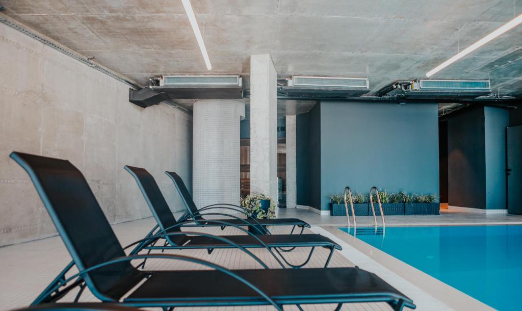 გაატარე დაუვიწყარი დრო სასტუმრო კვადრუმ სკი და იოგა რეზორტში image 21