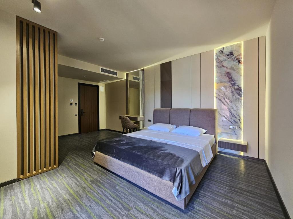 ისარგებლე ფასდაკლებით ორადგილიან ნომერში განთავსებაზე, საუზმით წყალტუბო ეპიკ სასტუმრო და სპა | Tskaltubo Epic Hotel & Spa -ში. image 10