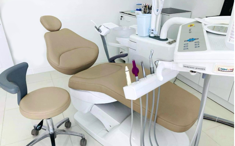 Take advantage of the discount on GeoDent & Aesthetics' three-stage teeth cleaning. image 6