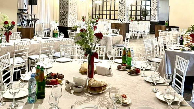 ისარგებლე ფასდაკლებით 30 ადამიანზე გათვლილ მენიუზე ცოცხალი მუსიკის თანხლებით რესტორანი საბატონი | Restaurant Sabatoni -ში. image 13