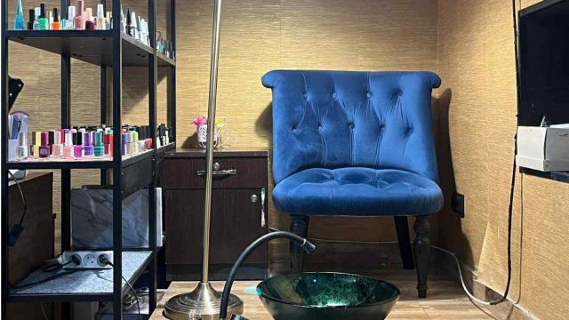 ისარგებლე ფასდაკლებით ფრჩხილის დაგრძელებაზე,ნუნების დუმუშავებაზე და შილაკზე სილამაზის სალონი კატრინი | Katrini Beauty Salon -ში. image 10