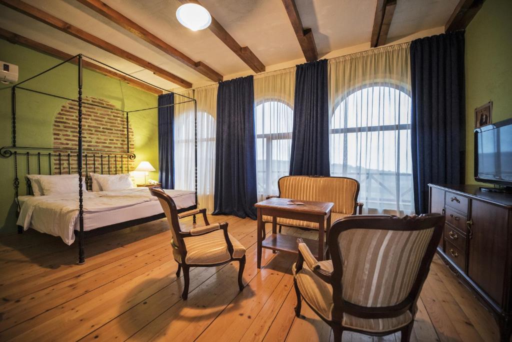 ისარგებლე ფასდაკლებით სასტუმროს ნომერში 2 სტუმრის განთავსებაზე 2, 3, 4 და 5 ღამით შატო მერეში. image 6