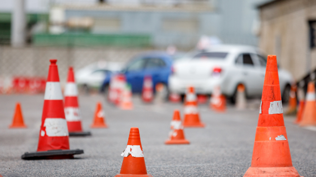 Enjoy a discount on theoretical driving lessons from Martvis Akademia Driving School. 3