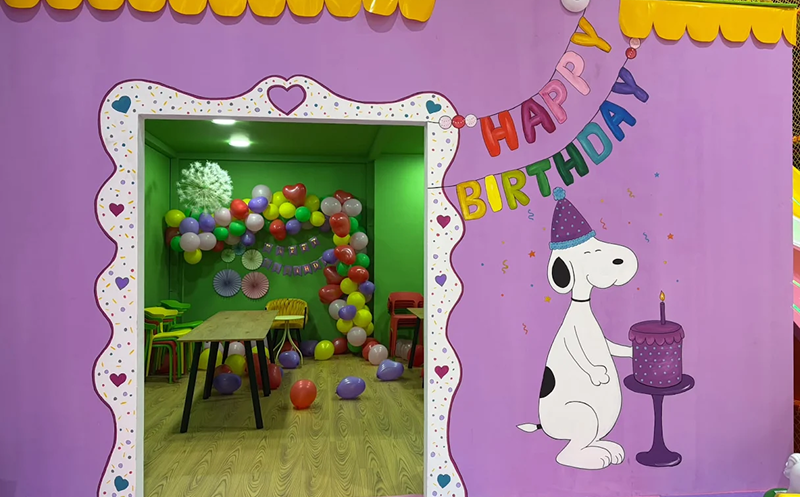 Take advantage of Play Time's offer and discover the best entertainment space. 2