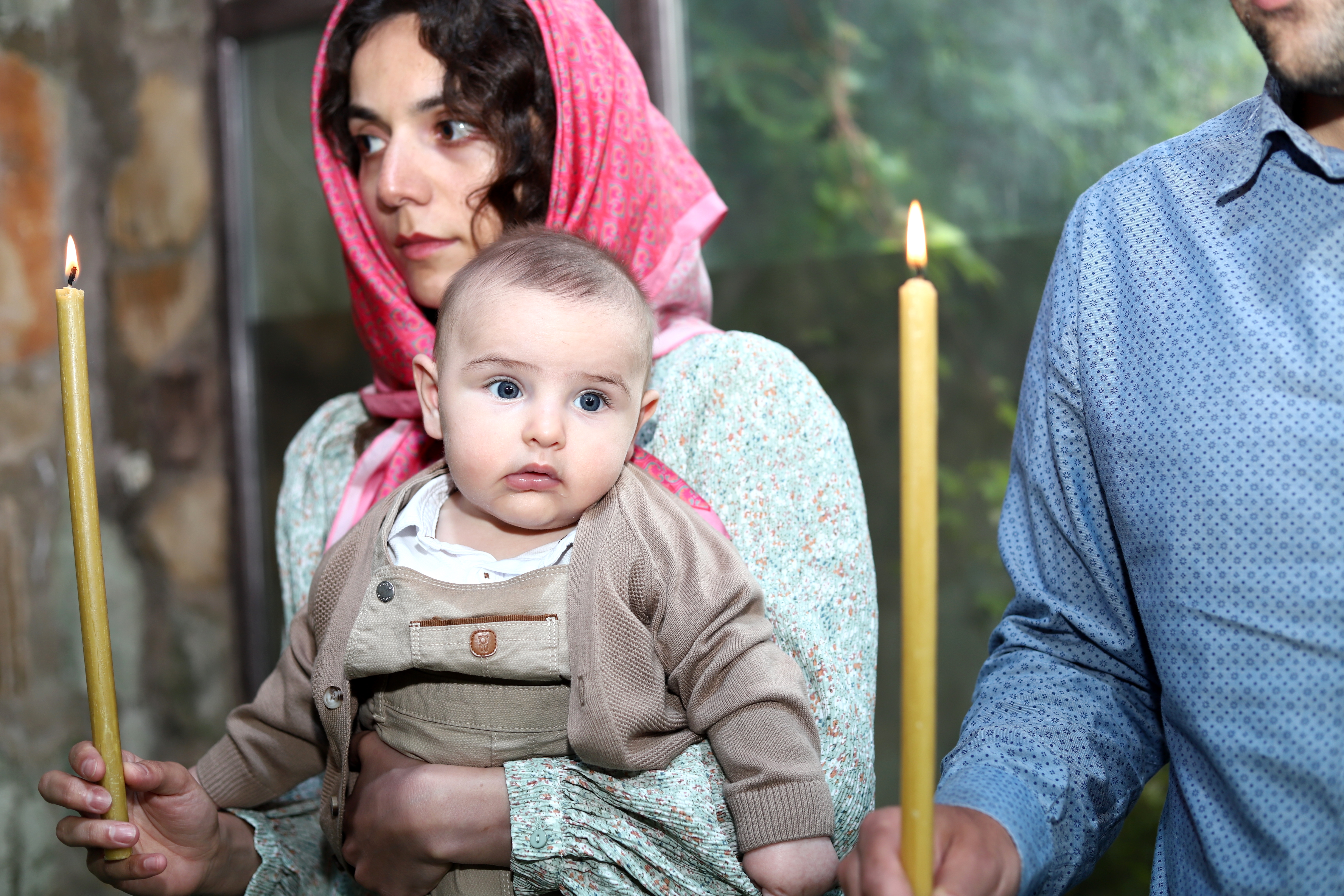 დაჯავშნე ნათლობის ცერემონიალის ფოტოგადაღება ნანუკა არტ სტუდიოში image 9