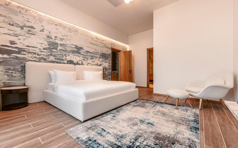 Relax, enjoy, and experience an unforgettable time with friends at Kass Diamond Resort. 5
