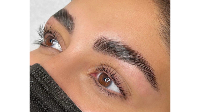 ისარგებლე ფასდაკლებით წარბების ლამინირება/შეღებვის პროცედურაზე Dadvan's Beauty Room-სგან. image 3