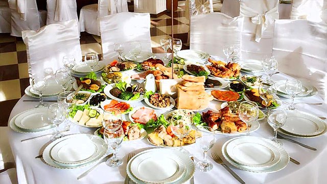 ისარგებლეთ ფასდაკლებით რესტორანი სამეფოსგან მცხეთაში 15 ადამიანზე გათვლილ მენიუზე. image 9