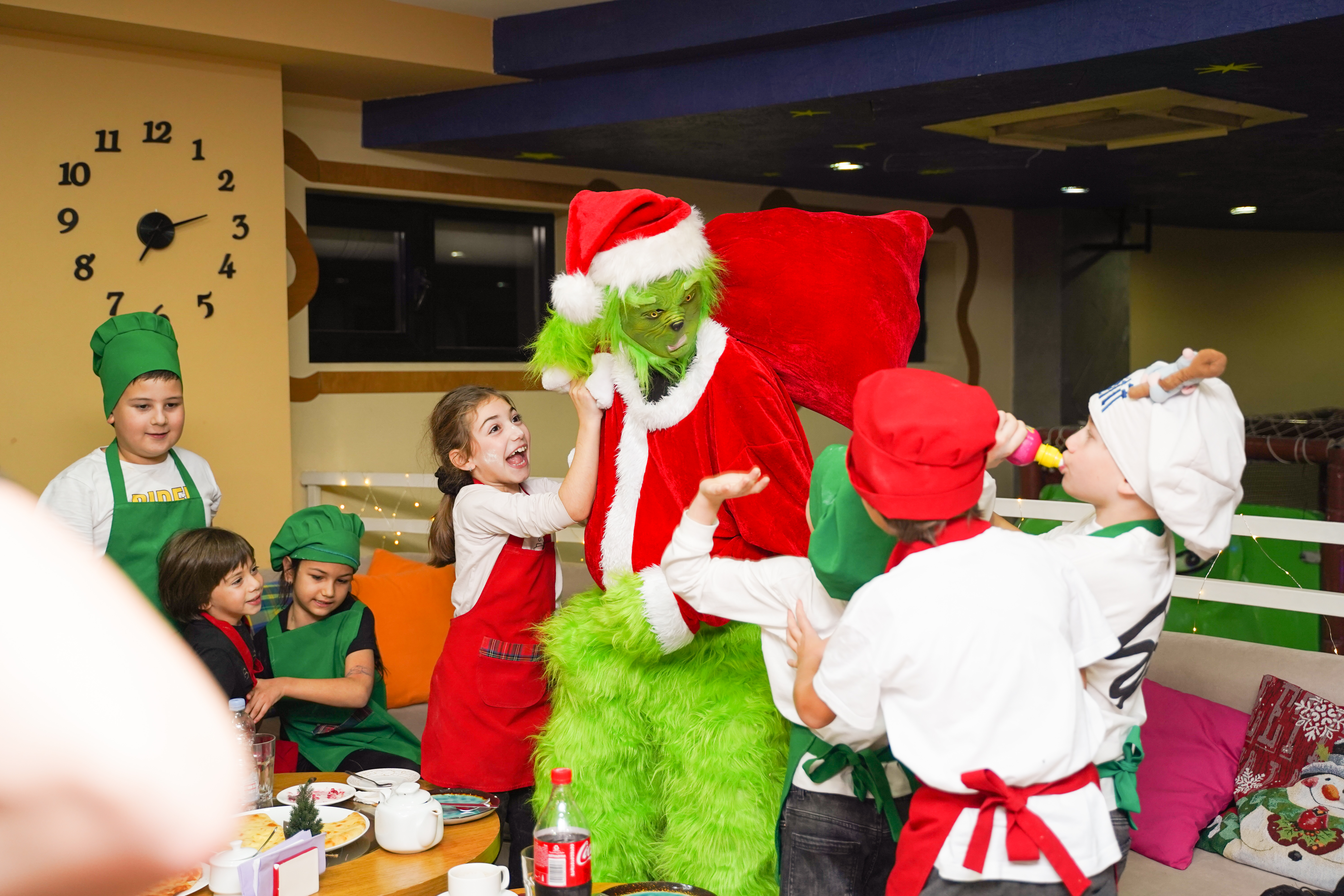 აირჩიე დაბადების დღის პროგრამა ან საახალწლო კარნავალი განსაკუთრებულ პირობებში დეჟავინოში image 17