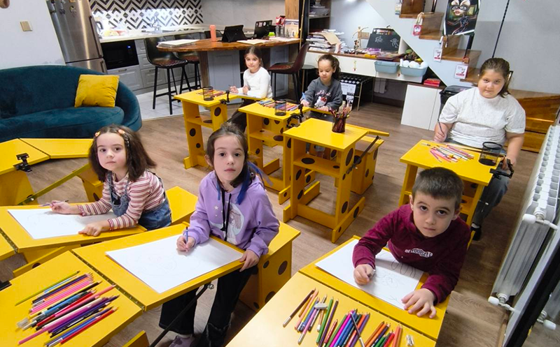 ხატვის, ფერწერის, კომპოზიციის, აპლიკაციის, პლასტელინით ძერწვისა და თიხის გაკვეთილები ბავშვებისთვის image 3