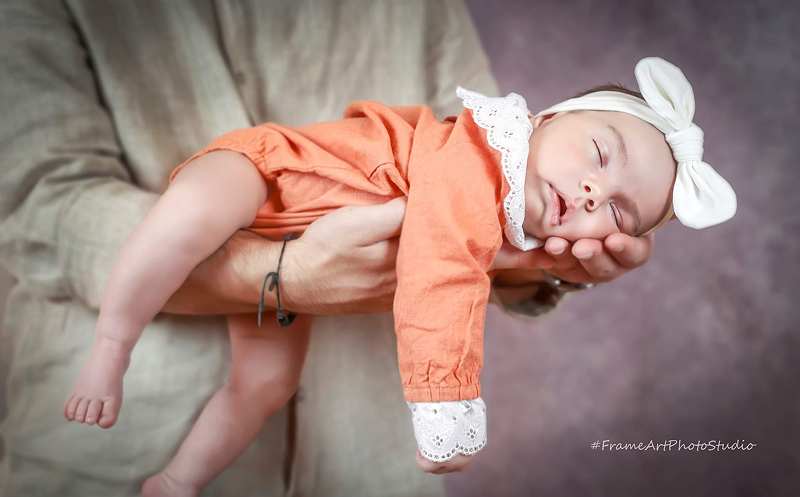 მოაწყე იდეალური ფოტოსესია ფრეიმ არტ სტუდიოში 9