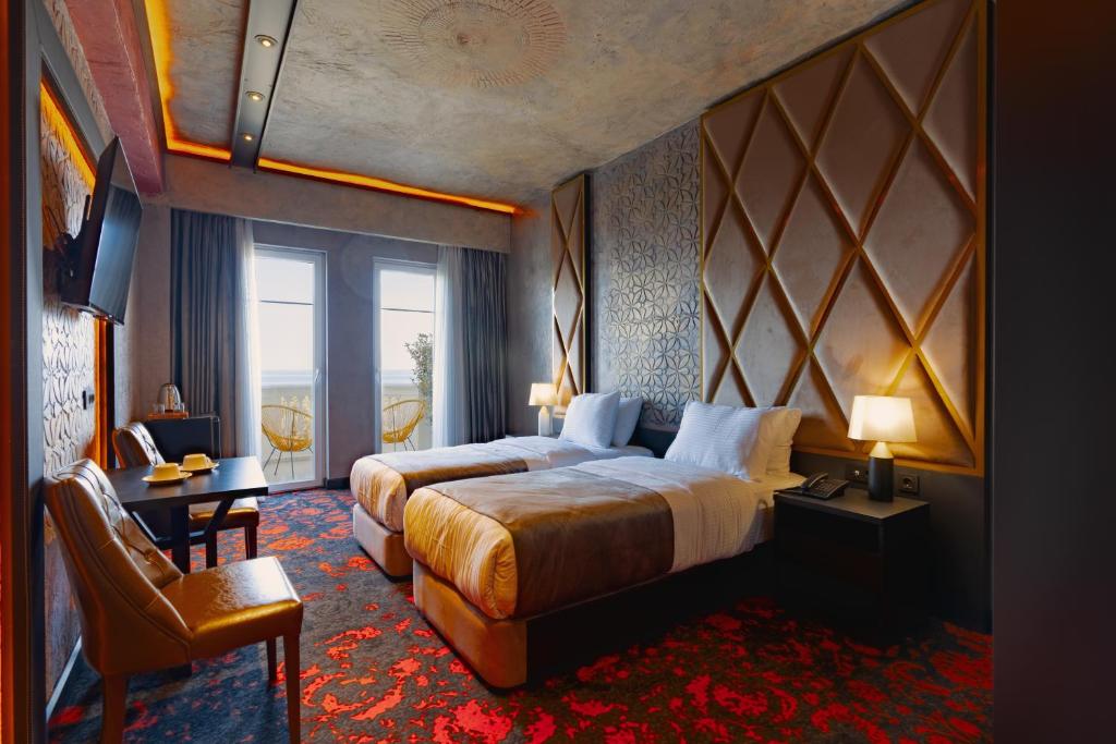 გაატარე დაუვიწყარი დრო ბუტიკ სასტუმრო ტაპი რუჟიში. image 14