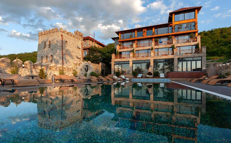 შექმენი დაუვიწყარი მოგონებები სასტუმრო შატო მერეში 12