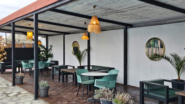 Enjoy a discount on hotel rooms for 2, 3, and 4 guests at Vineyard Hotel & Winery. image 17