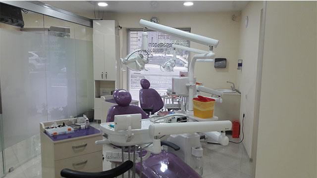 Take advantage of our discount on braces placement (both jaws) at Deka Dent. image 1