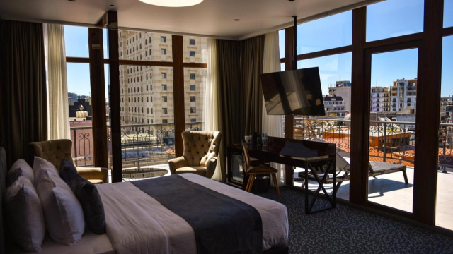 Enjoy a discount on a hotel room (back view) for 2 guests at Monarch Batumi. image 10