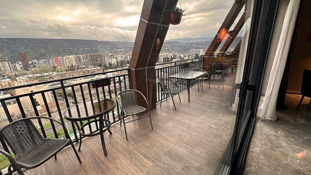 ისარგებლე ფასდაკლებით და მიიღეთ მენიუ  4 სტუმარზე რესტორანი გრანდ როიალი | Restaurant Grand Royal -ში. image 9