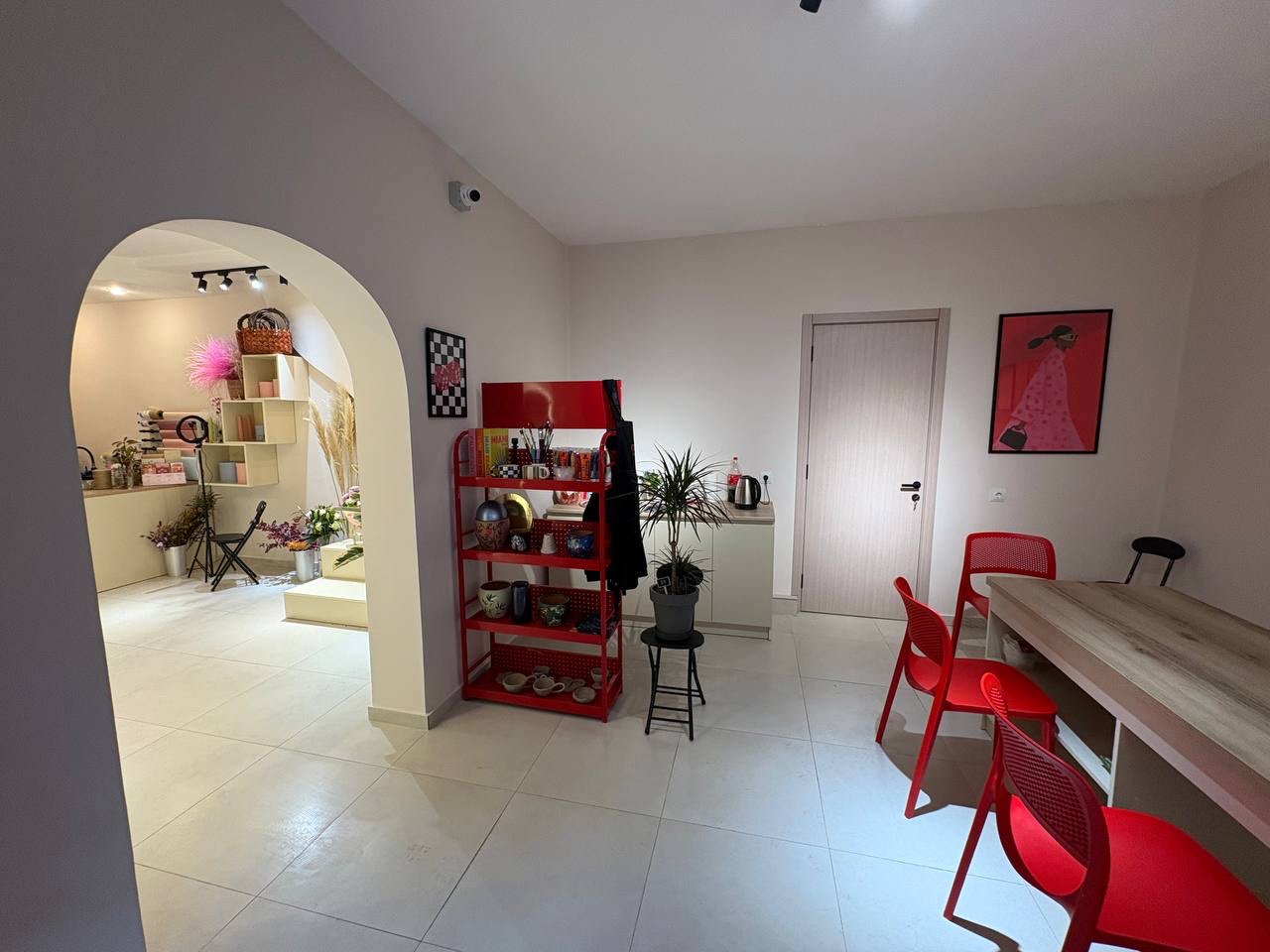 მიიღე სრული პრაქტიკული გაკვეთილები და შეისწავლე ტექნიკები და ინსტრუმენტები Noosh Flowers -ში. image 1