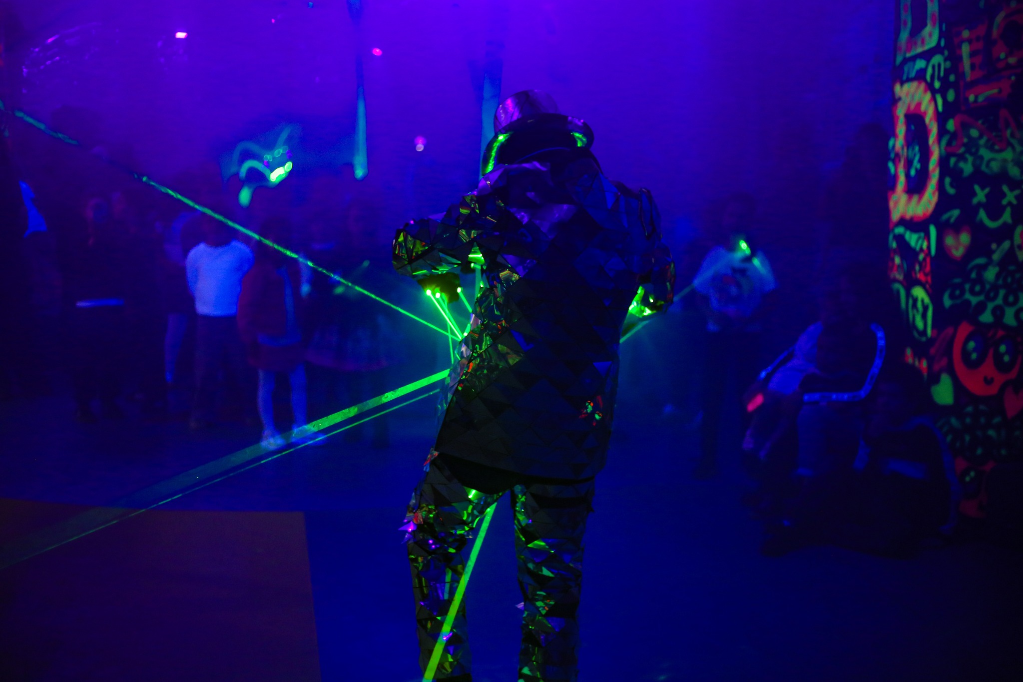 მიიღე სპეციალური შეთავაზება და გაერთე მეგობრებთან ერთად image 2